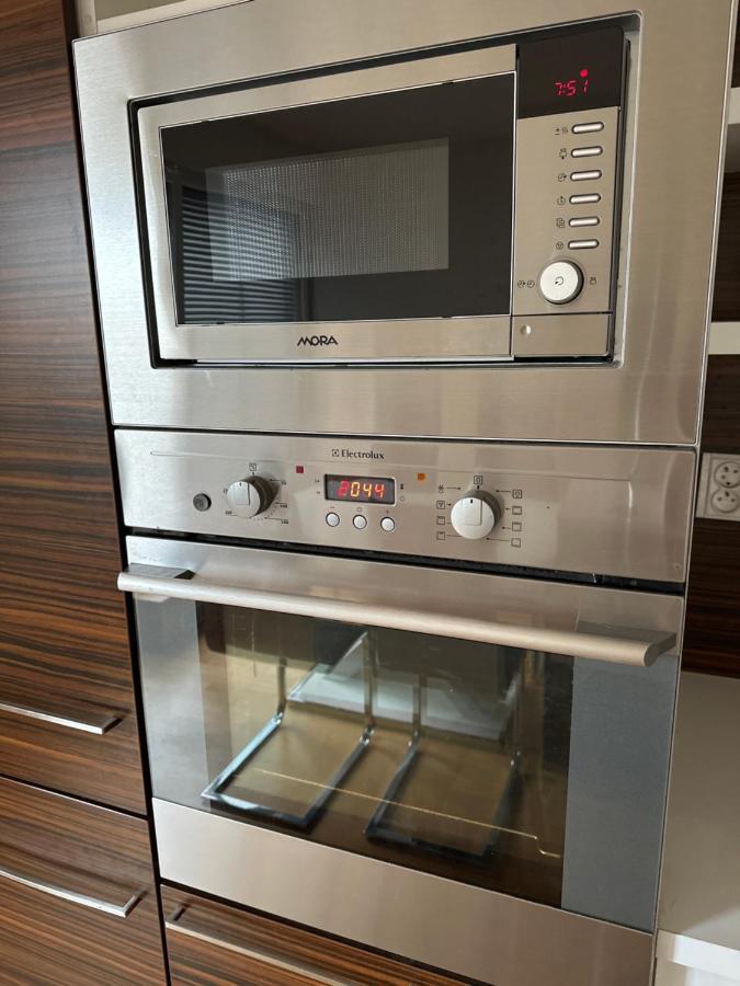 Apartments Spacilova Nearly Center Komarov Ngoại thất bức ảnh
