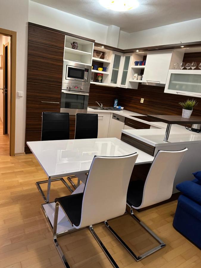 Apartments Spacilova Nearly Center Komarov Ngoại thất bức ảnh