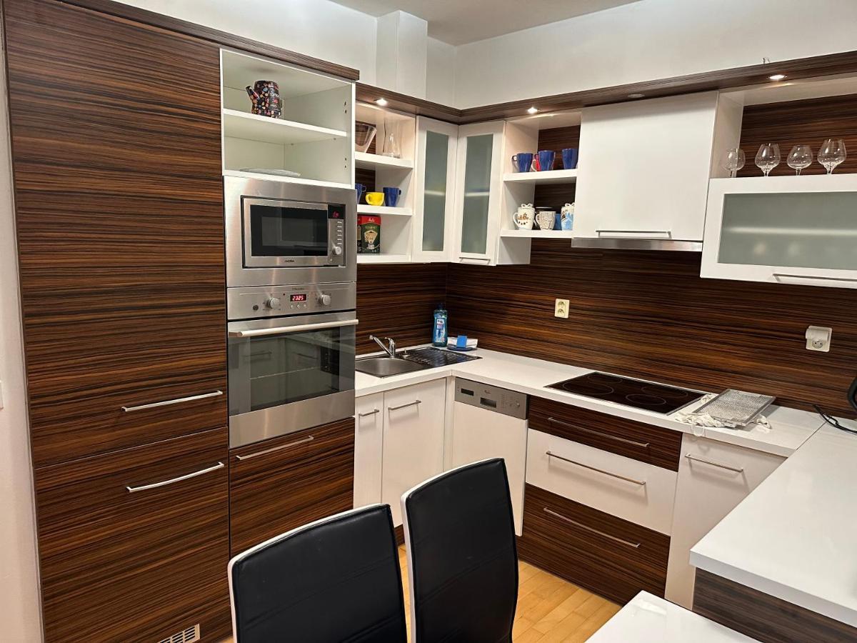 Apartments Spacilova Nearly Center Komarov Ngoại thất bức ảnh